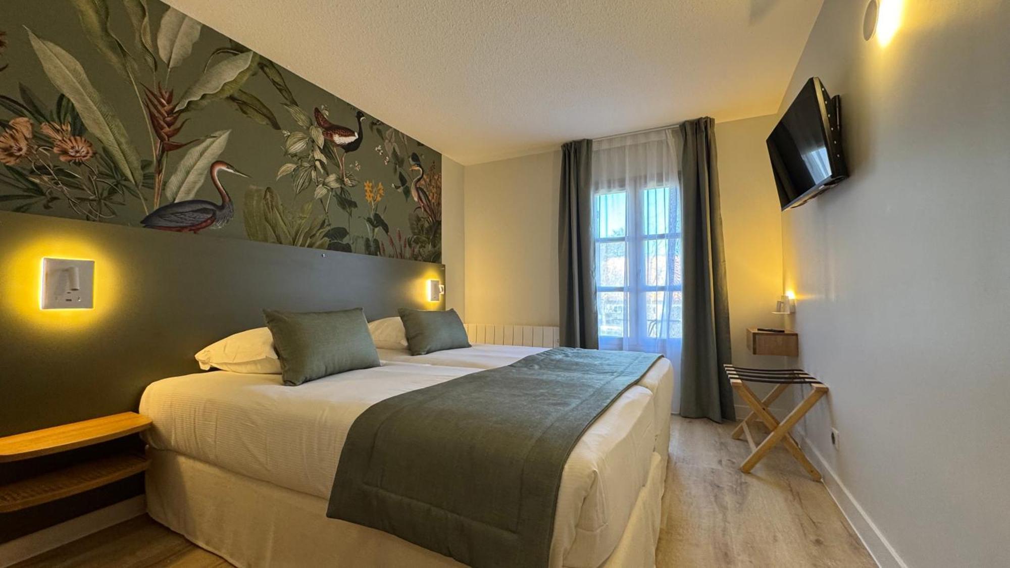 Standard Twin Room,1758595199:JPEG